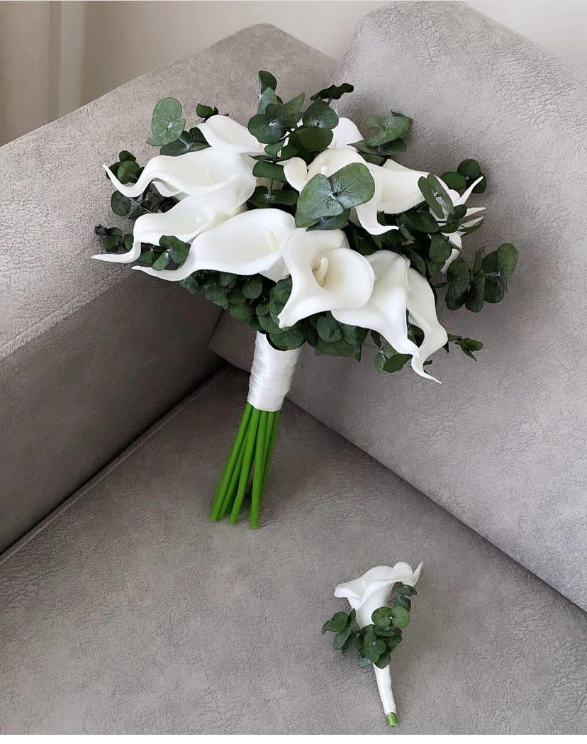 Yapay Gala Lilly El buketi